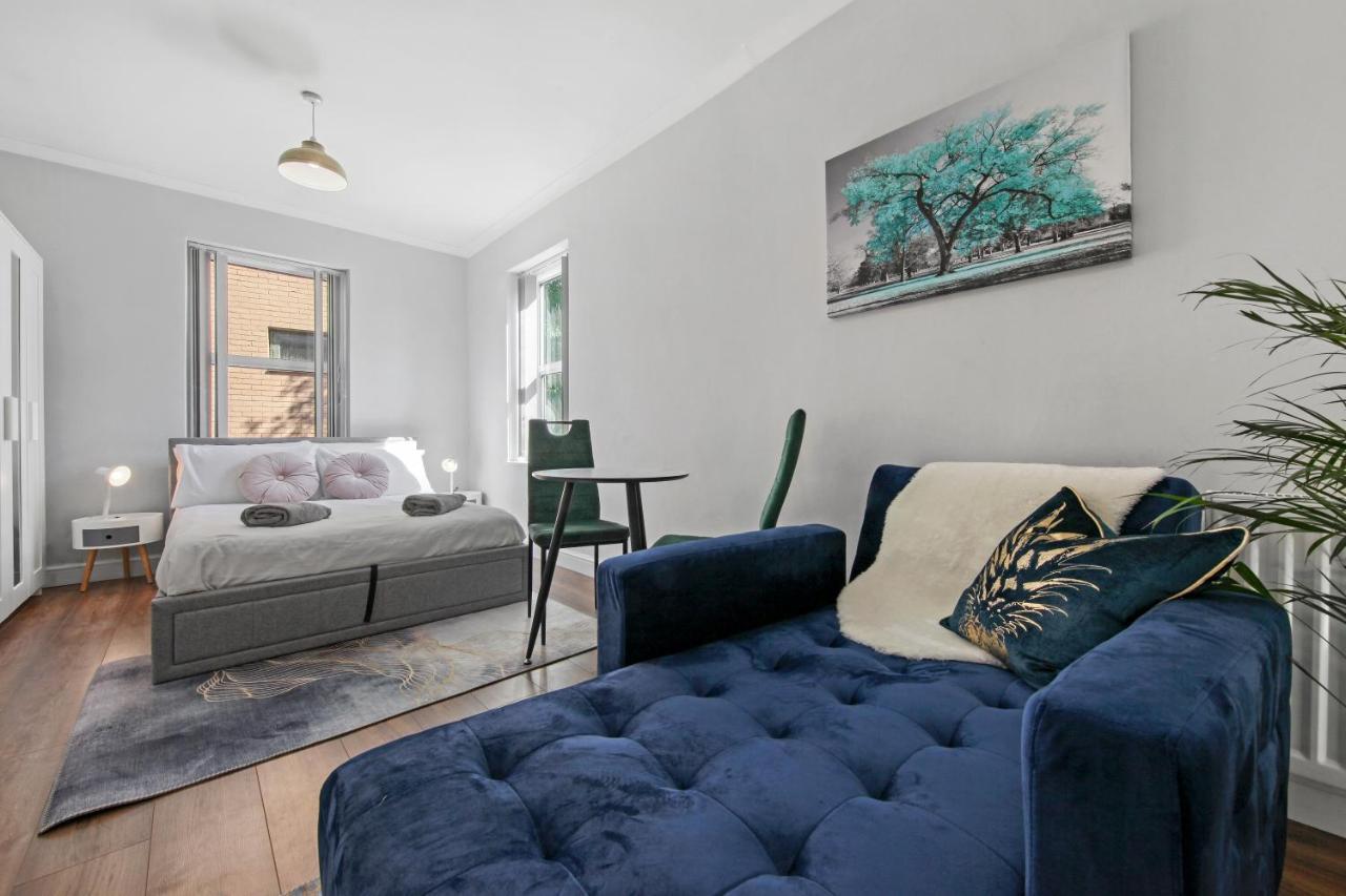 Stunning Studio Flat With Free On-Street Parking! Plumstead  Exterior foto
