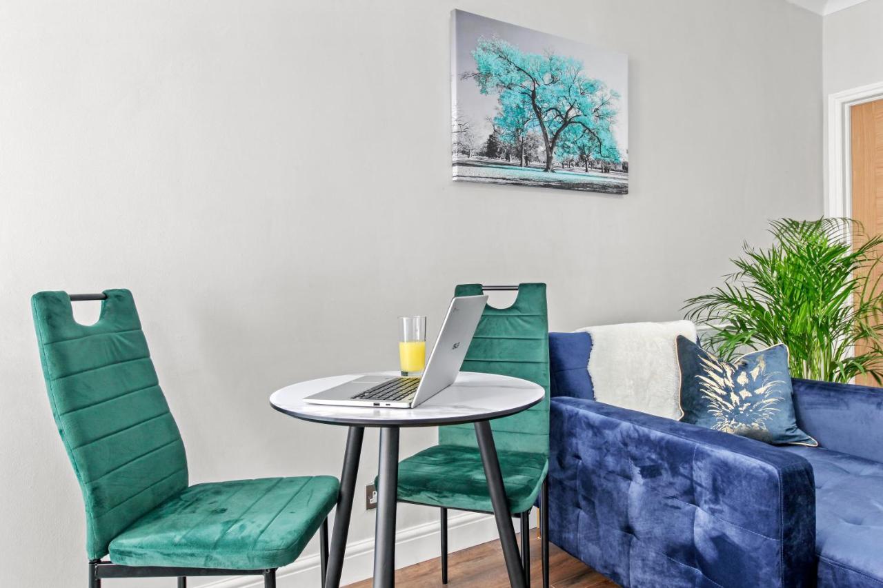 Stunning Studio Flat With Free On-Street Parking! Plumstead  Exterior foto