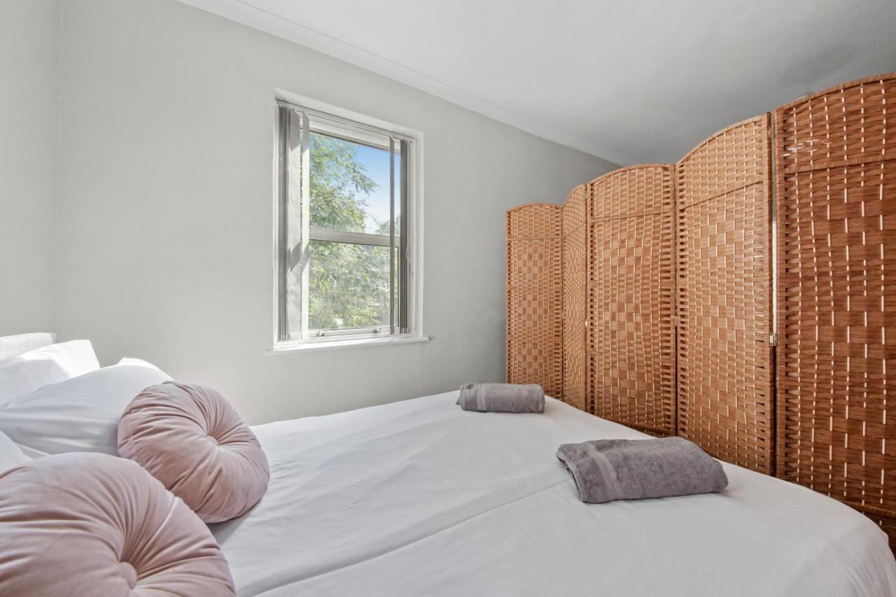 Stunning Studio Flat With Free On-Street Parking! Plumstead  Exterior foto